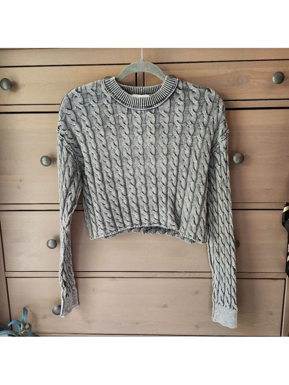 FULL TILT WASHED Gray Cable Knit Cropped Sweater
